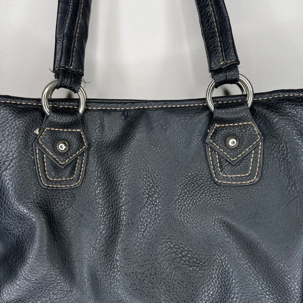 N/A black faux